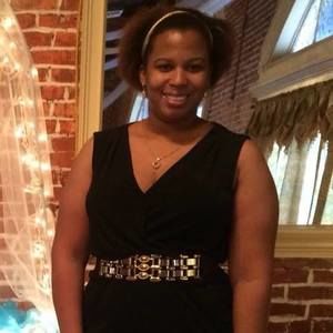 Meet your Posher, Monique